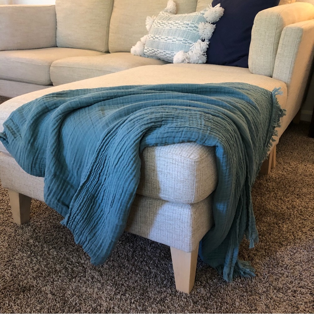 100% Cotton Throw Blanket